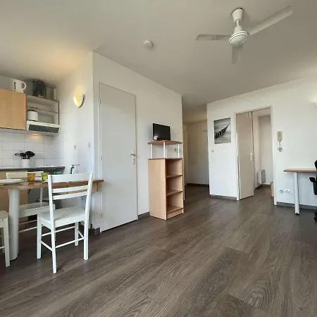 Appartement La Rochelle, 2 Pieces, 3 Personnes - Fr-1-246-260 * La Rochelle (Charente-Maritime)
